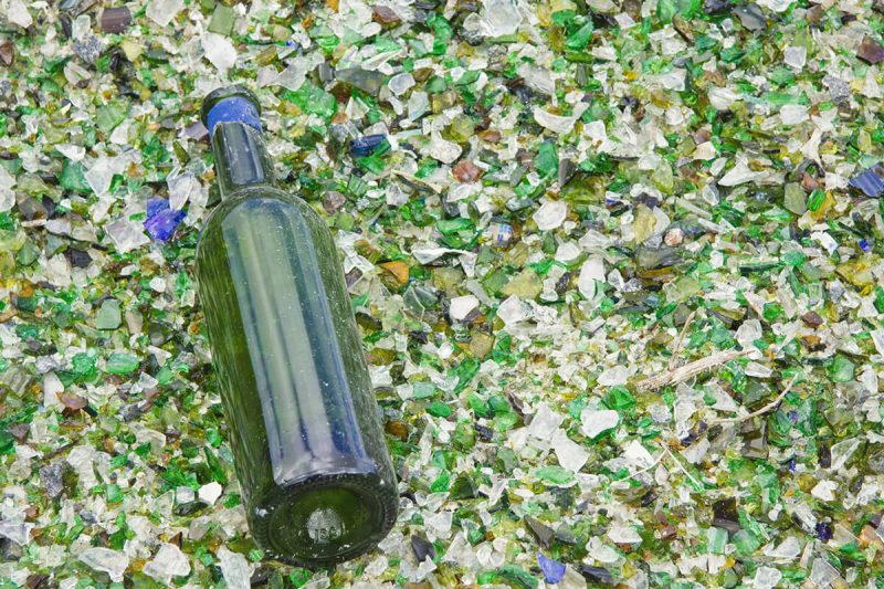 5 Reasons Your Business Should Consider Glass Bottles and